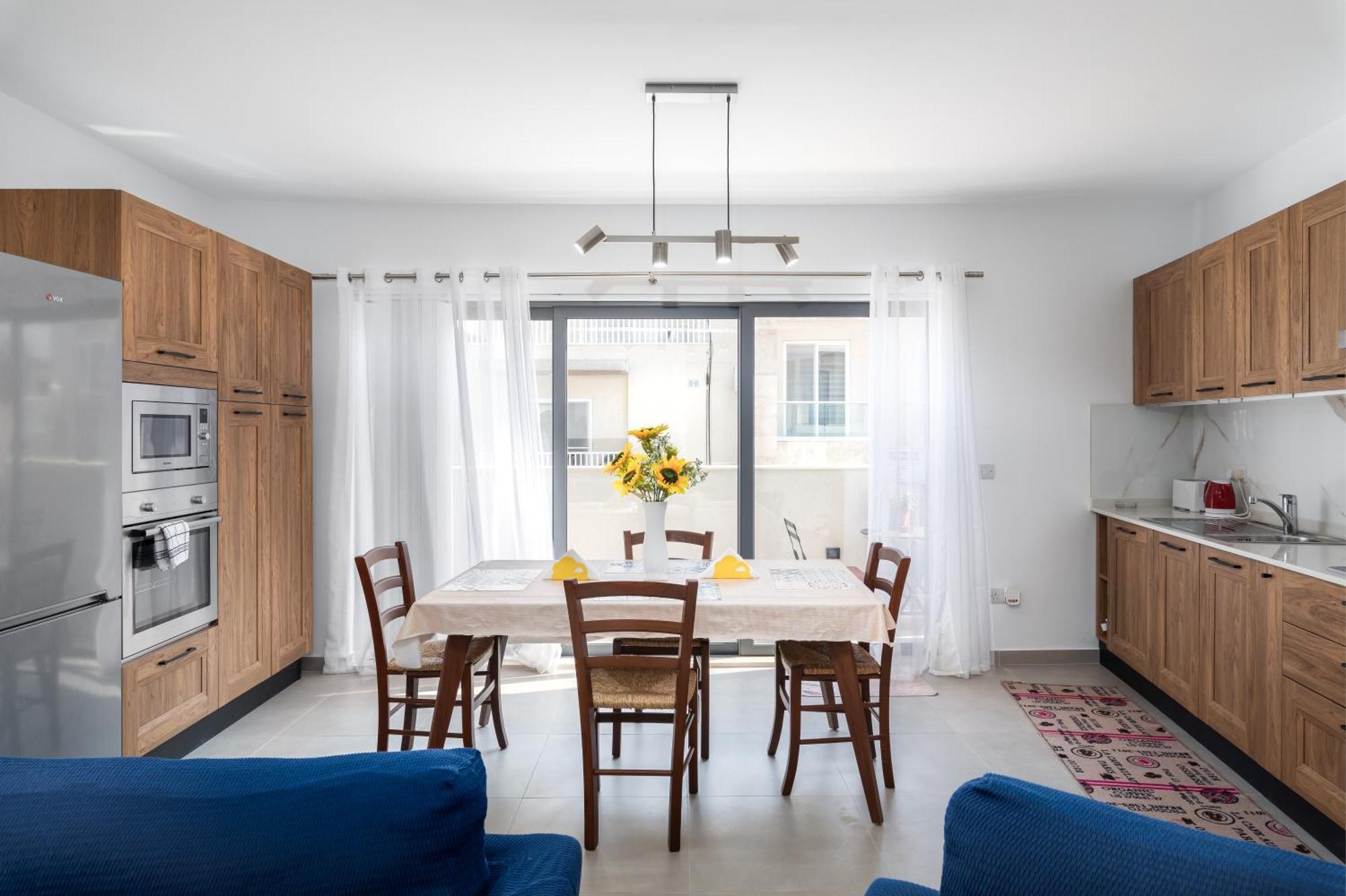 Modern 2Br Stylish Apartment With 2 Balconies - Close To St Julian'S & Sliema & Yacht Marina Pieta Exterior photo
